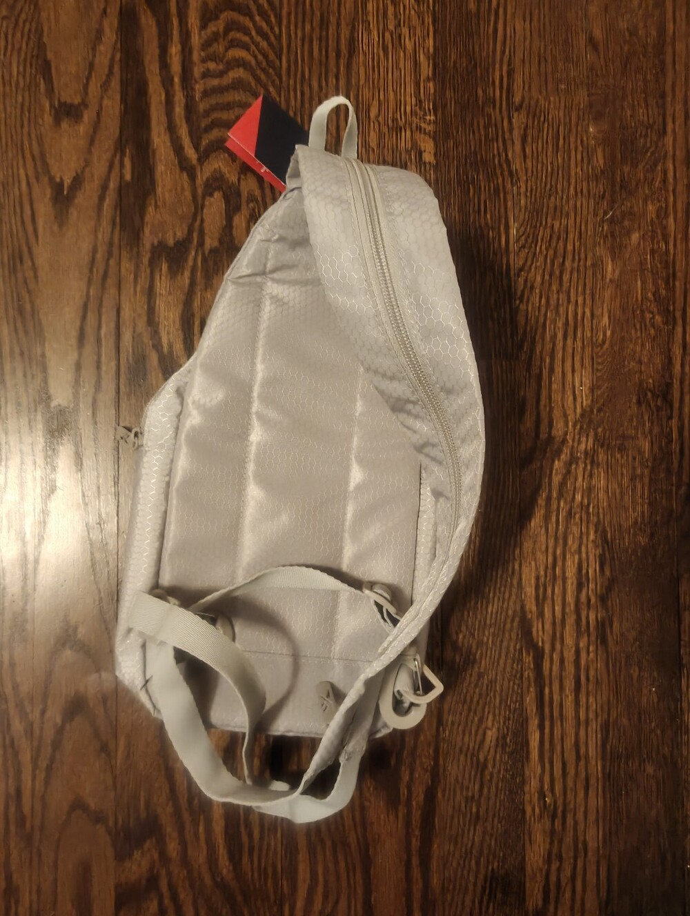 Reebok Gray Sling Bag - Lightweight Crossbody - Picture 5 of 7